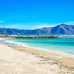 Con Terraza Cerca Del Mar Apartman